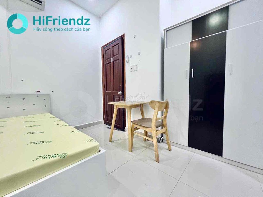 rented studio full interior