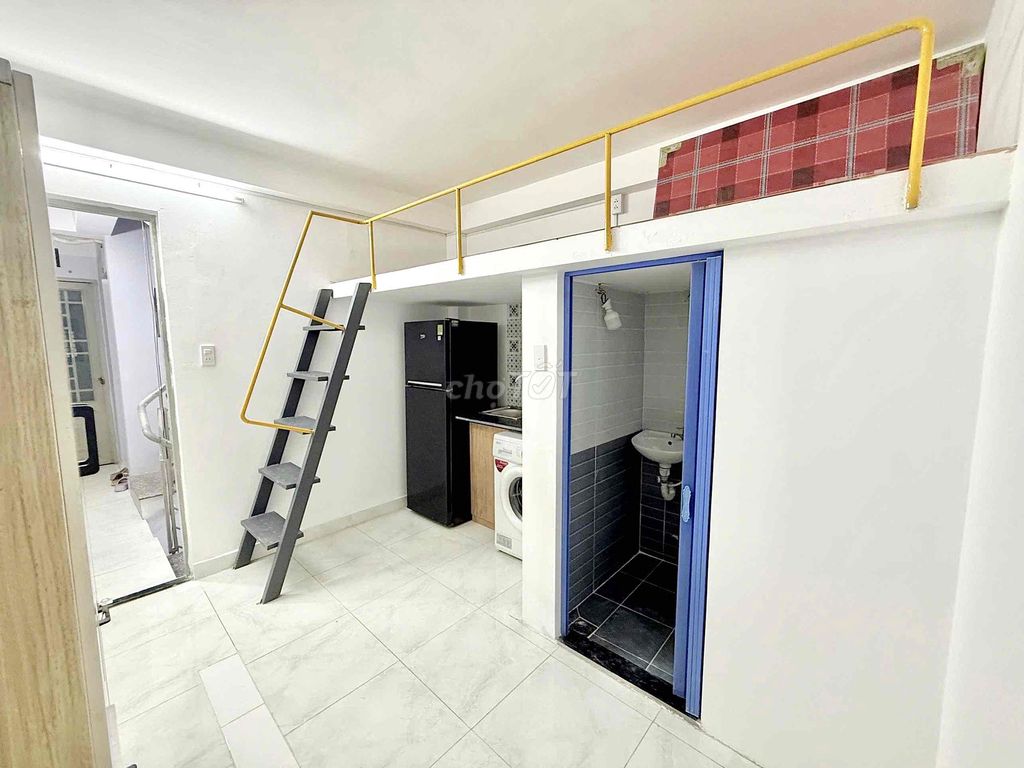 - Private wash machine, exact price near District 10