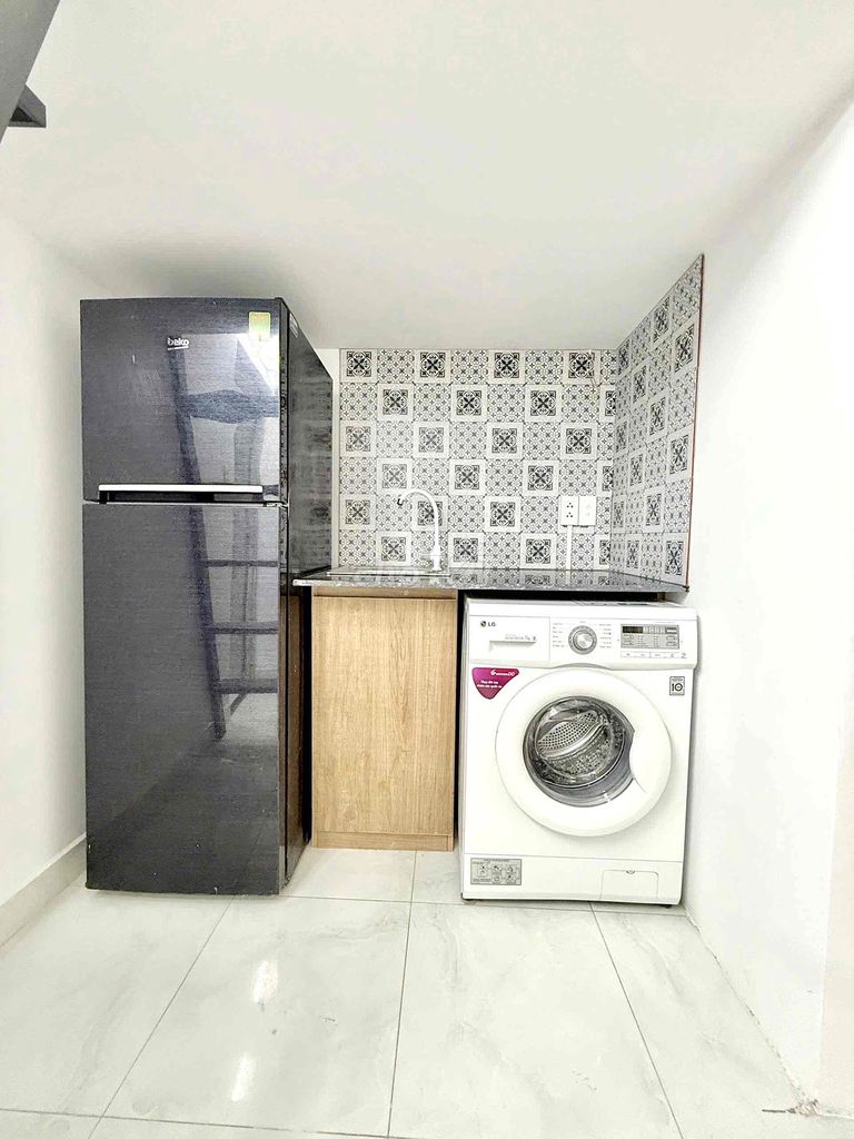 - Private wash machine, exact price near District 10