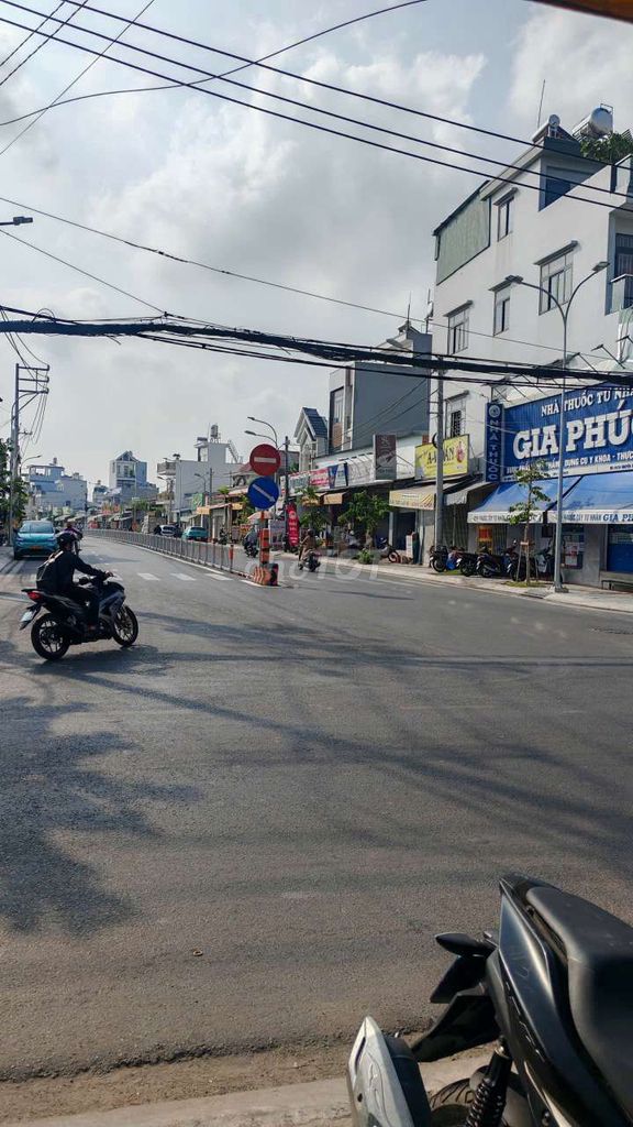 Renting a house across from 4/6 Nguyễn Thị Huê Nguyễn Thị Huê Bà Điểm