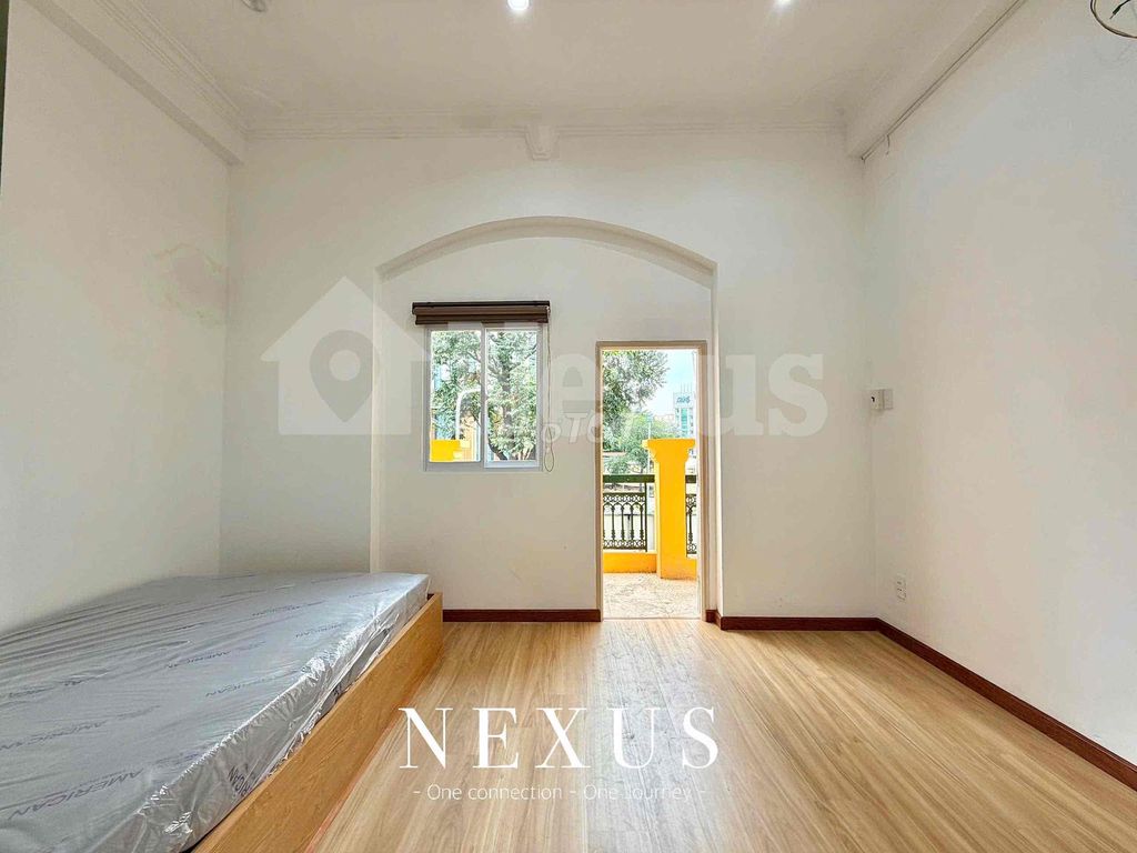 apartment one new balcony bedroom - full interior - court office, airport