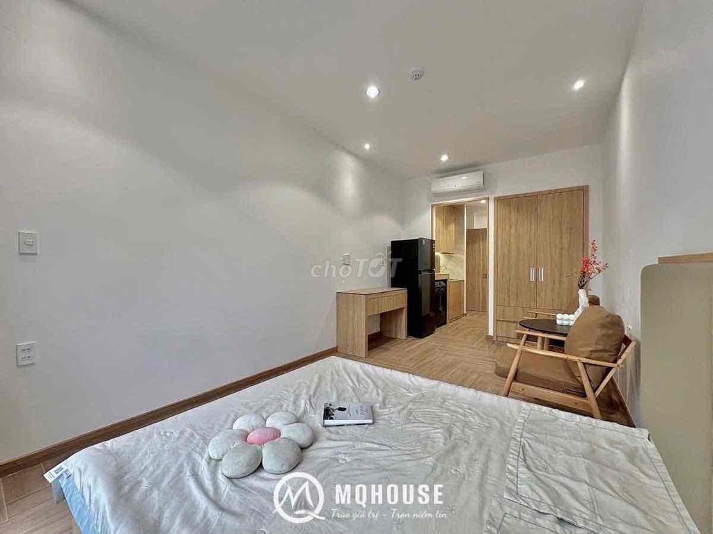 flat dv right emart Phan Huy Ích_full interior close to field war
