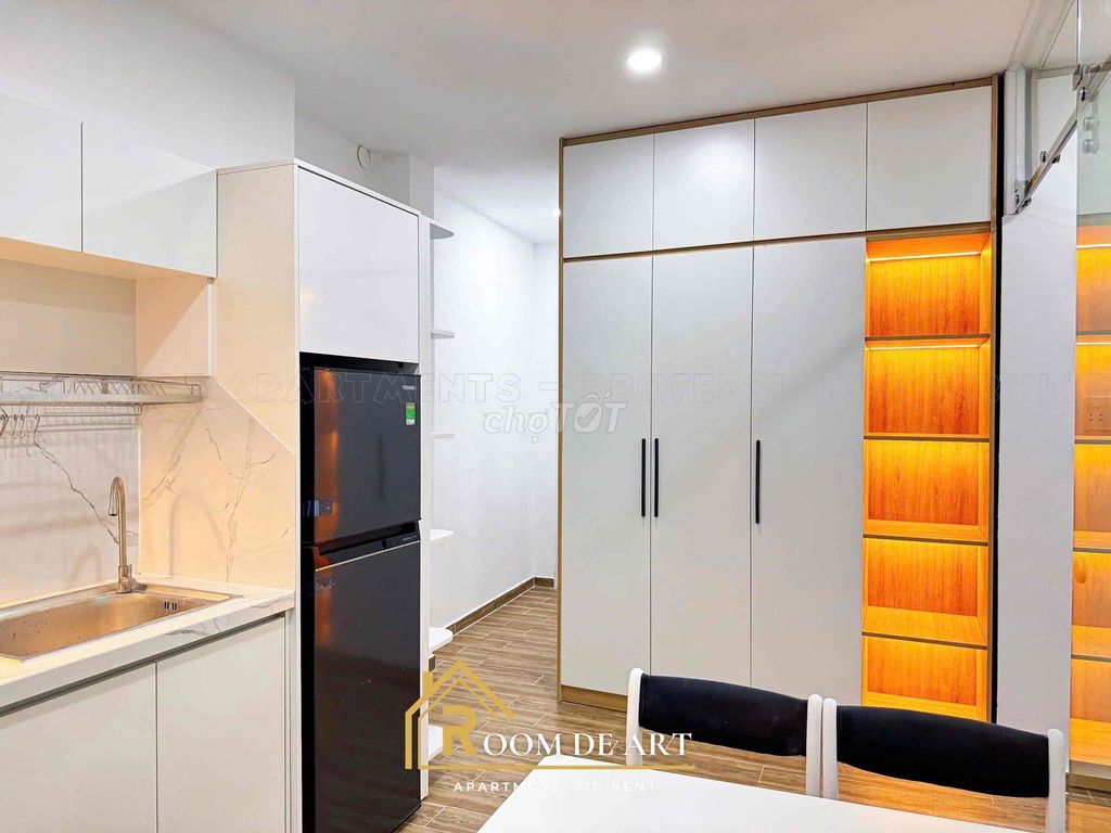apartment 2 bedroom - private washing machine - full comfort - right at Trần Bình Trọng