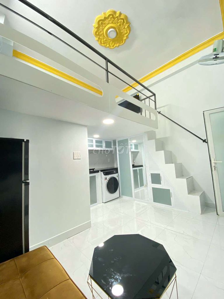 Intressal interior room just move in