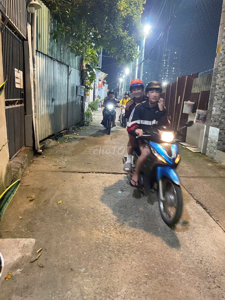 Rent a big truck alley, 38, Hiệp Bình Chánh, Thủ Đức