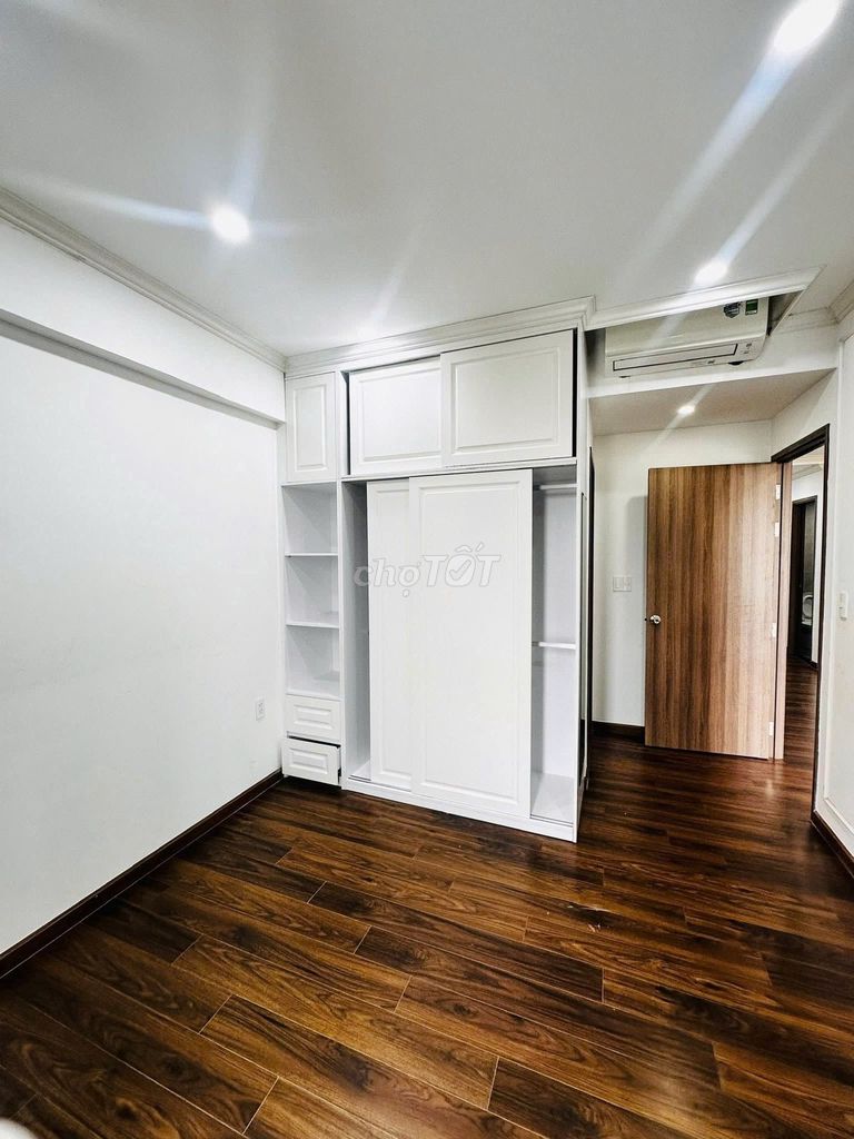 Three bedrooms with an interior-Stra Eximland,Phan Đăng Lưu for 18 million.