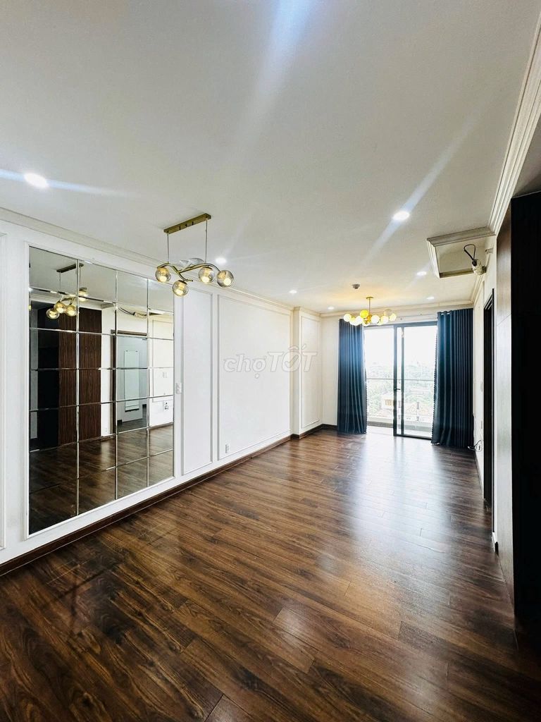 Three bedrooms with an interior-Stra Eximland,Phan Đăng Lưu for 18 million.