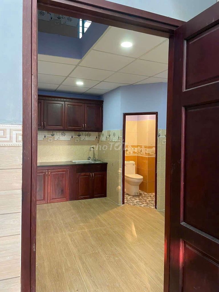 Pass 1 st floor one floor