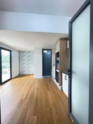 Classified service apartment full of furniture, kitchen cup, private washing machine