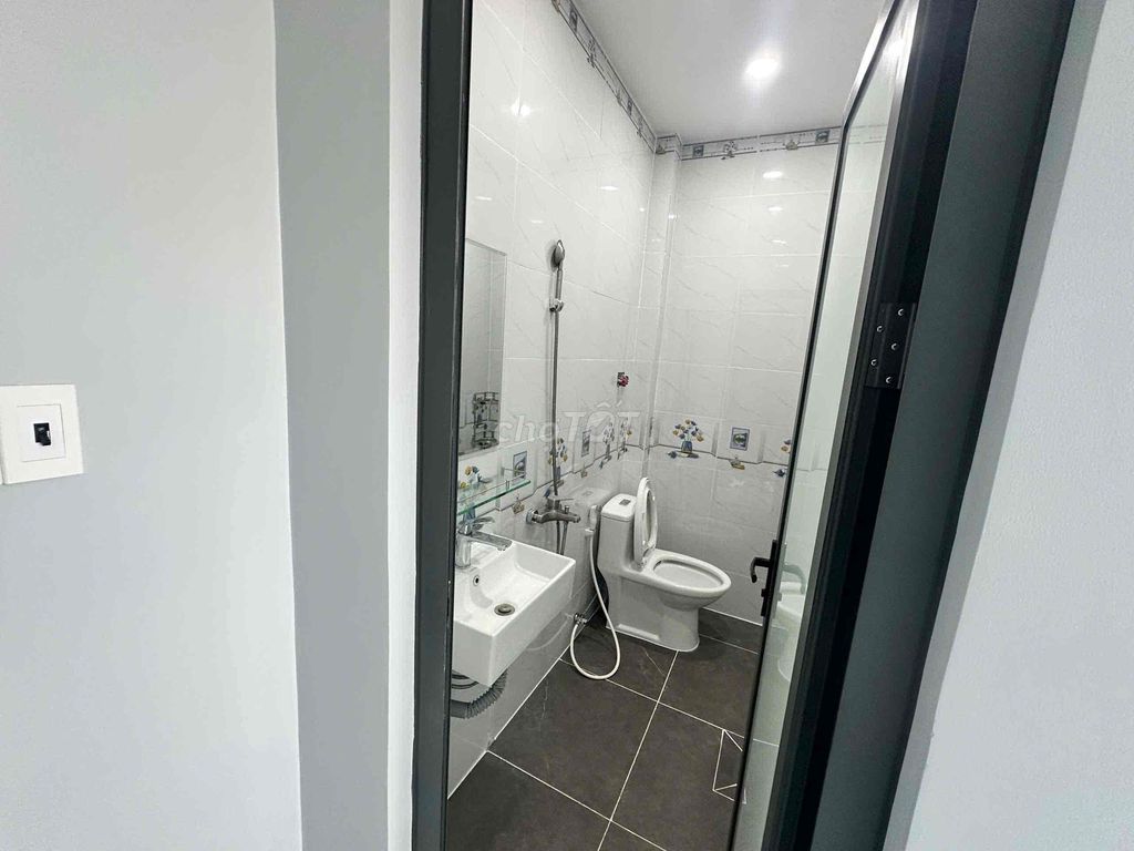 Hire the Marketing Front, 2 Hull Bedrooms