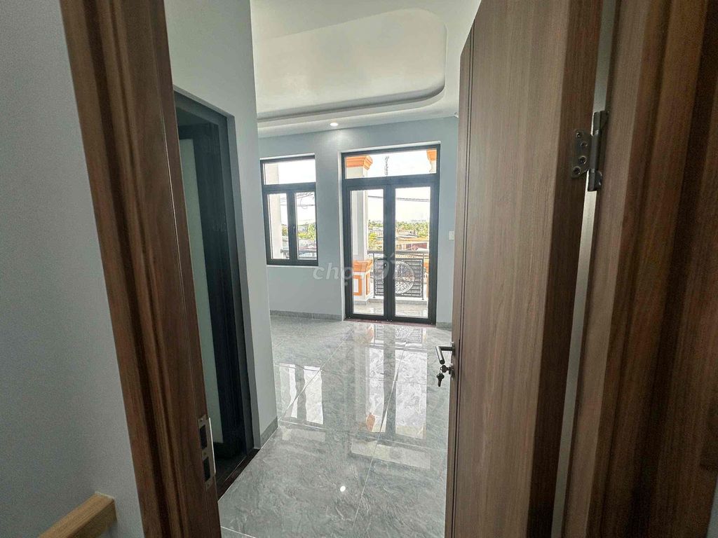Hire the Marketing Front, 2 Hull Bedrooms