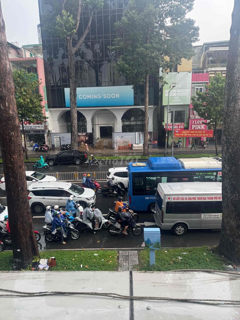 Rent a Trần Hưng Đạo P Cầu Ông Lãnh District 1.