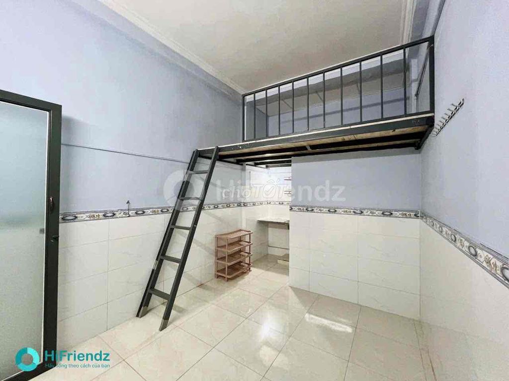 Cheap motel room right out oftown Cộng Hoà-Surpassing Tân Bình.
