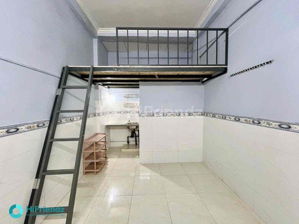 Cheap motel room right out oftown Cộng Hoà-Surpassing Tân Bình.