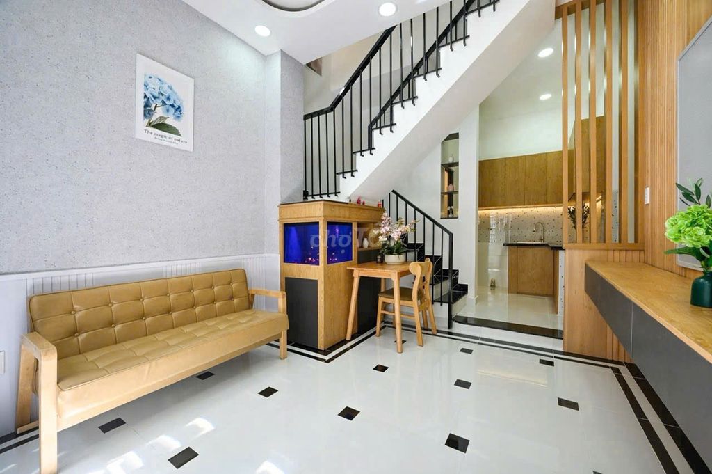 nc Nguyễn Văn Khối 3 X7 M 3 bedroom 2 bathroom full interior