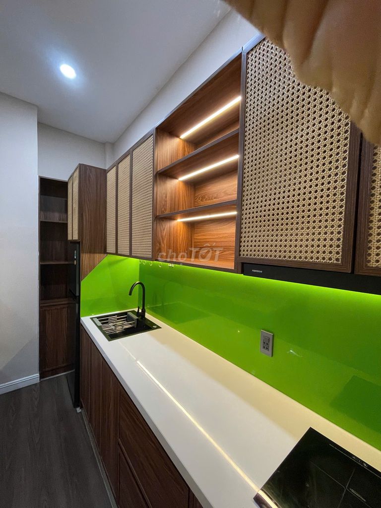 Rent room to an advanced bedroom - full interior - 461 Republic