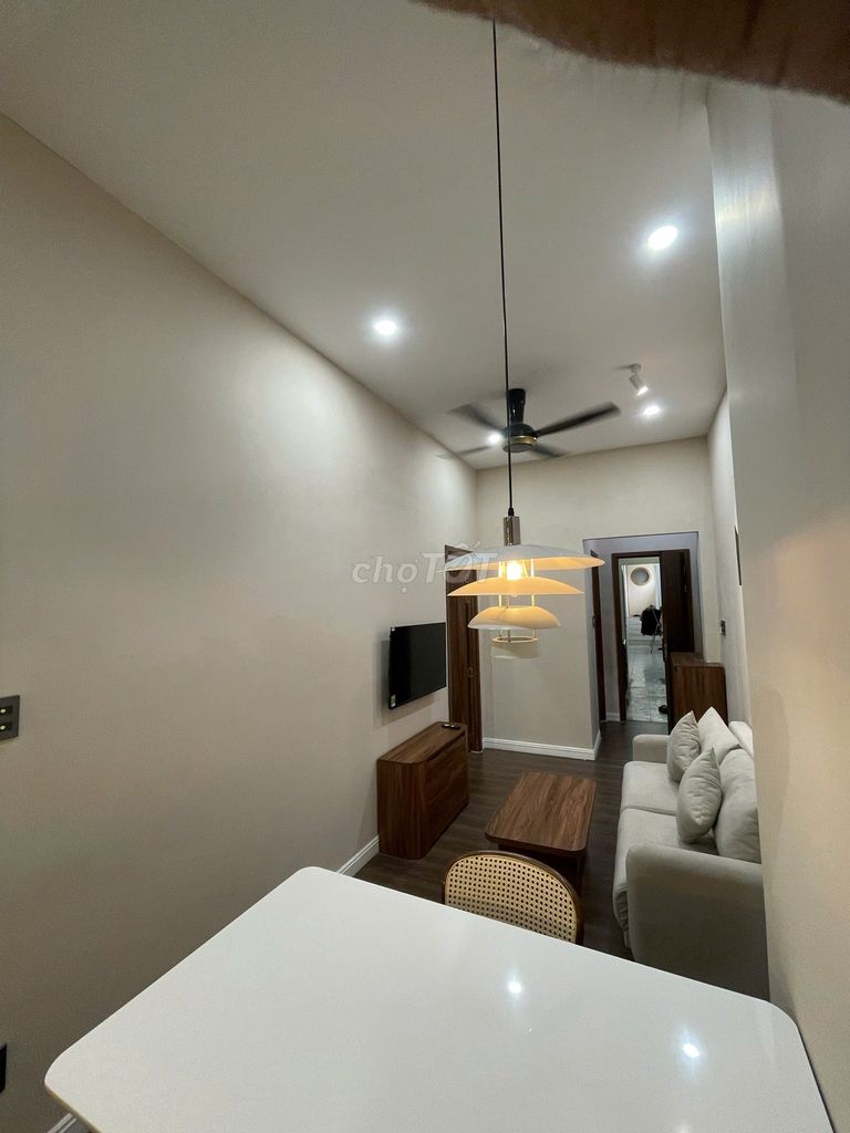 Rent room to an advanced bedroom - full interior - 461 Republic