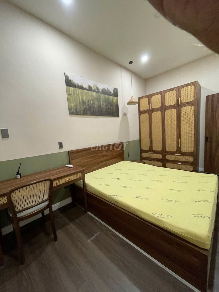 Rent room to an advanced bedroom - full interior - 461 Republic