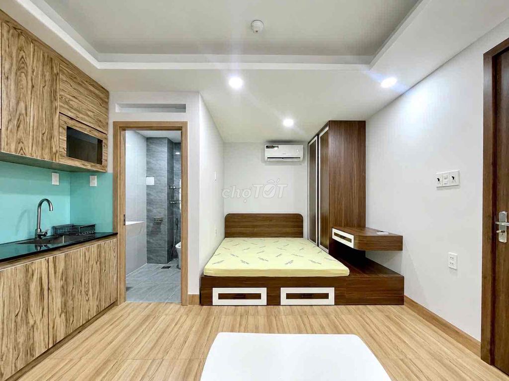 Opening a cash studio.