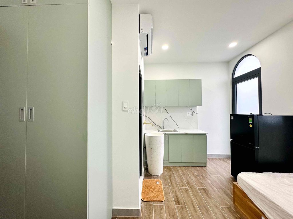 The new studio apartment is beautiful-- Full interior on the spring road.