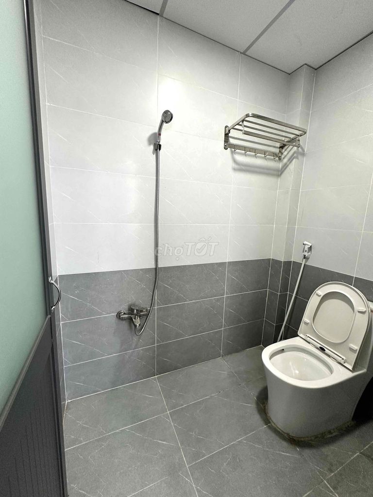 The new studio apartment is beautiful-- Full interior on the spring road.