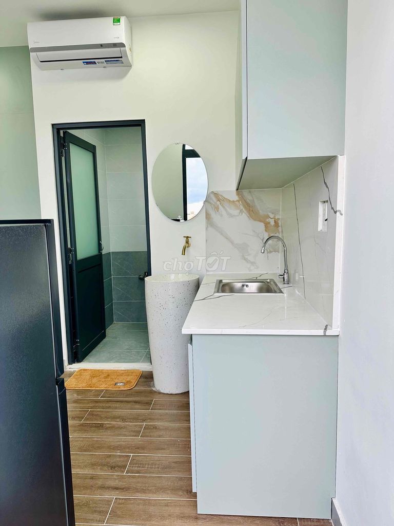 The new studio apartment is beautiful-- Full interior on the spring road.