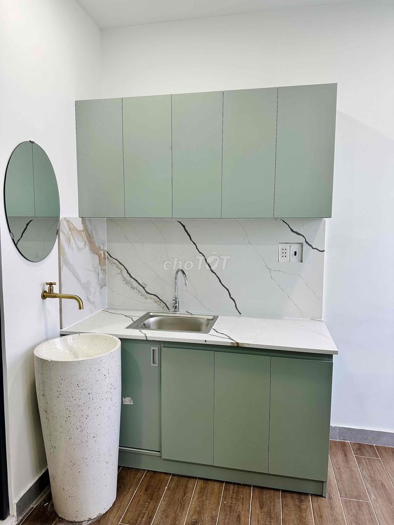 The new studio apartment is beautiful-- Full interior on the spring road.