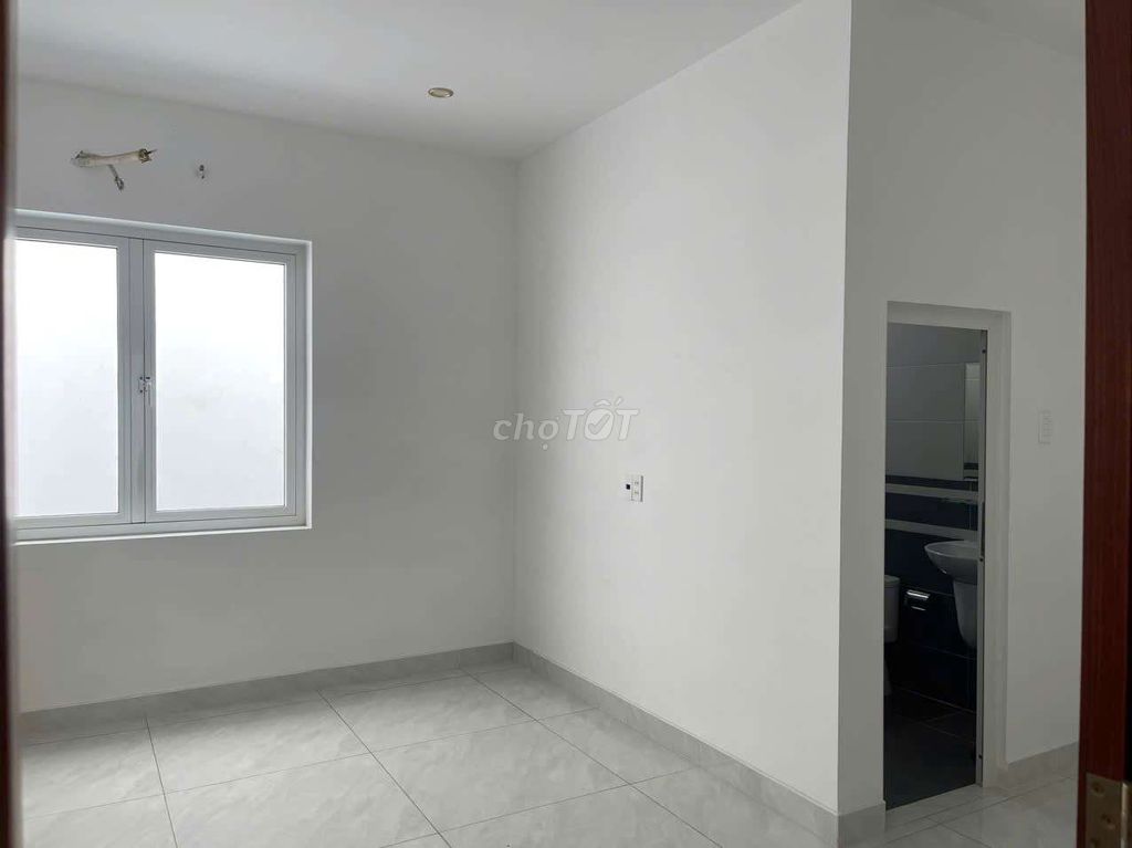 Renting houses near new kcn, aeon mall Bình Tân