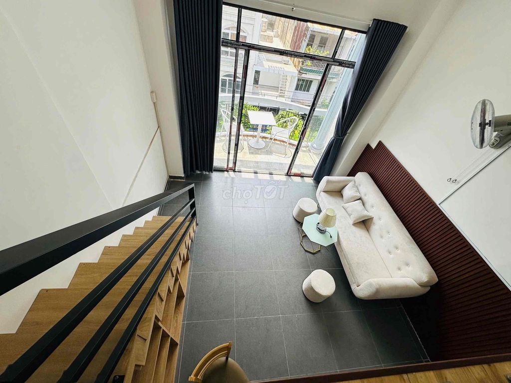 The super-spectal balcony is 30 meters wide, Cao Thắng.