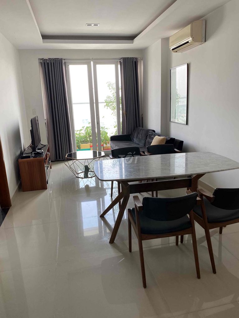 Rent Sky center apartment of the New mountains.