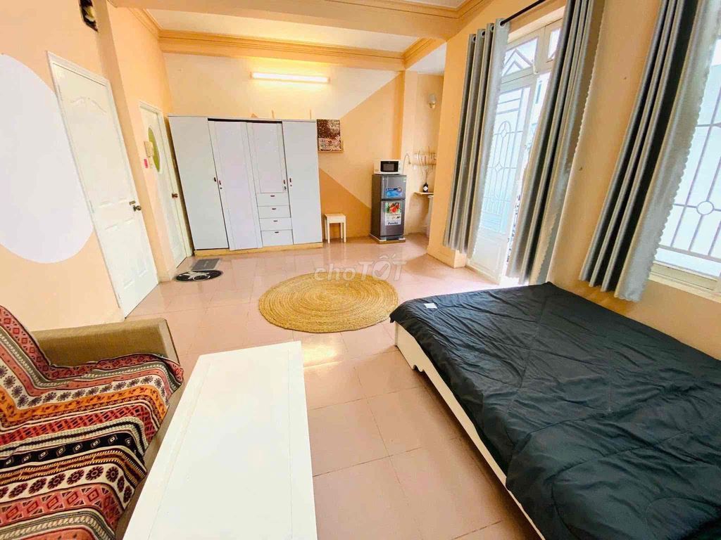 The studio apartment full of Nguyễn Đình Chiểu balcony furniture in 1.