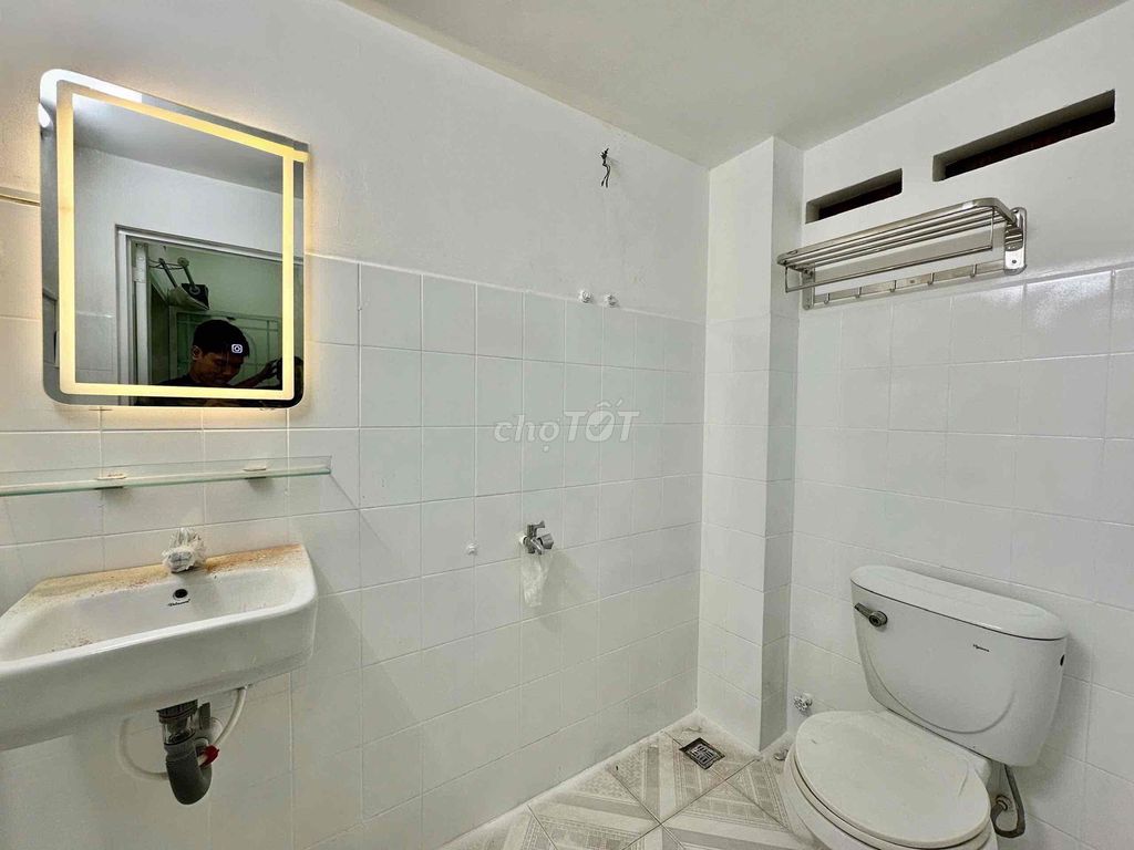 Hot apartment. A full bedroom. Hồ Bá Kiện county 10.