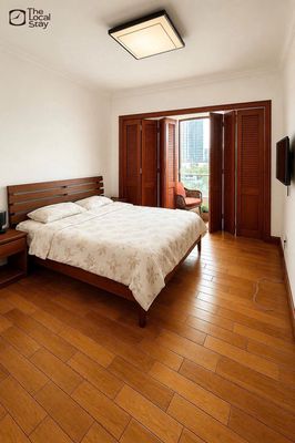 Rent twice as much as The Manor, Full interior, clear view