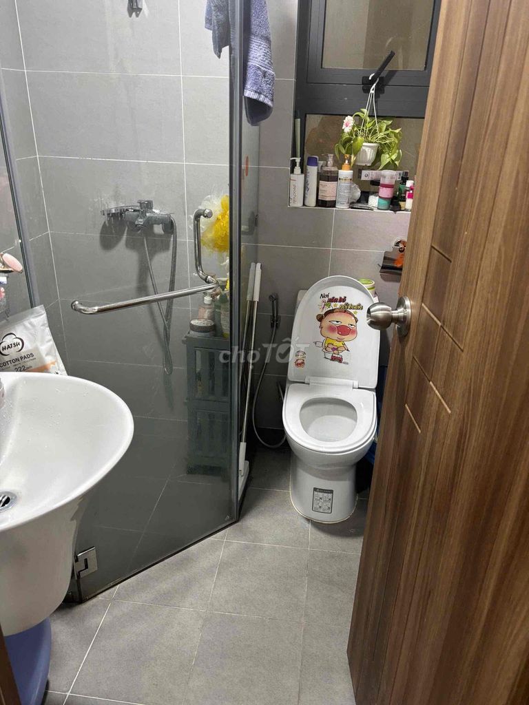 Rent the apartment two bedrooms near the bank, the law economy, spkt