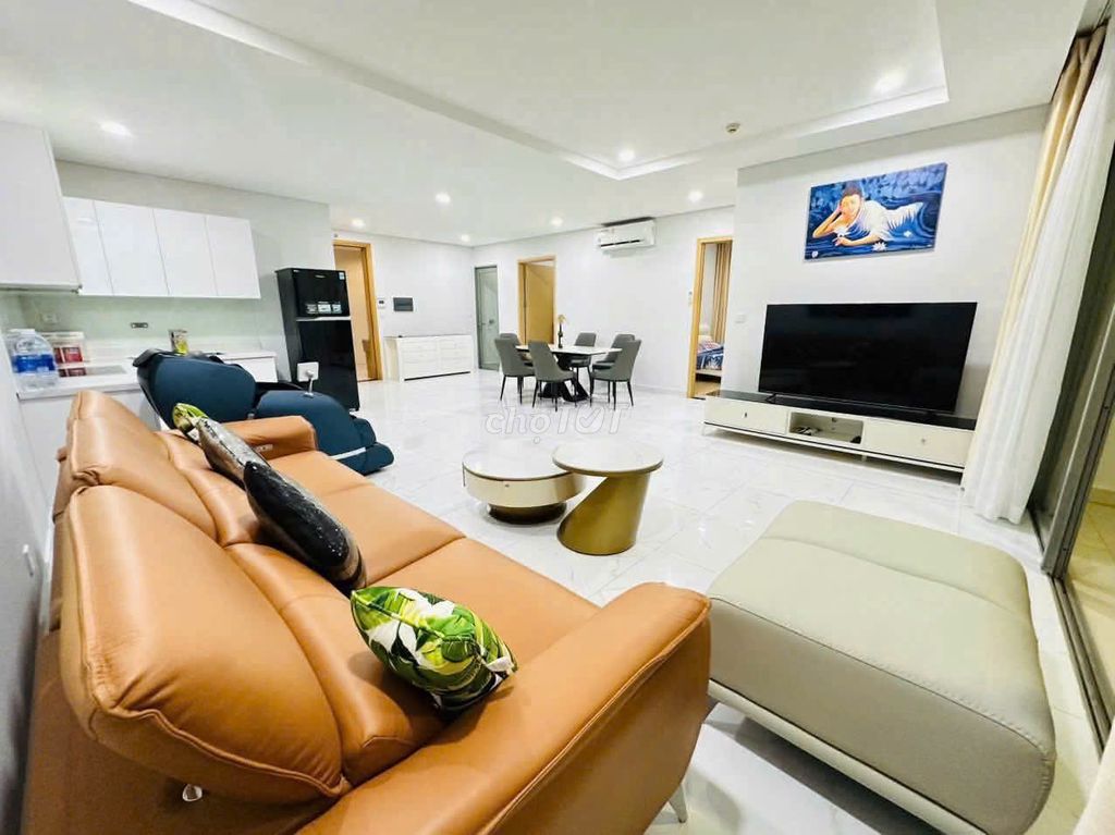 An Gia Riverside rents 3 bedroom 2 toilets 115 meters wide nice interior