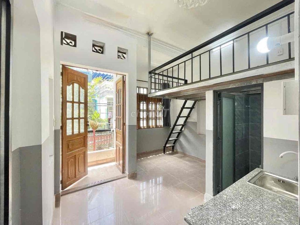 500 k down - renting Gò Vấp private balcony