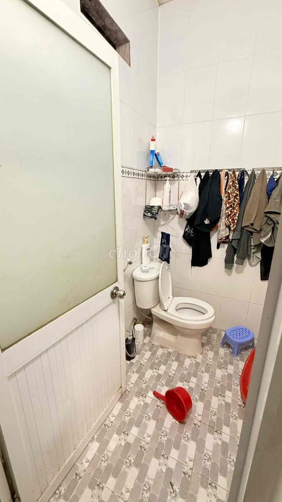 11 million - 3 x17 M - 1 floor - 3 bedroom - front of the new universe market, Tân Bình