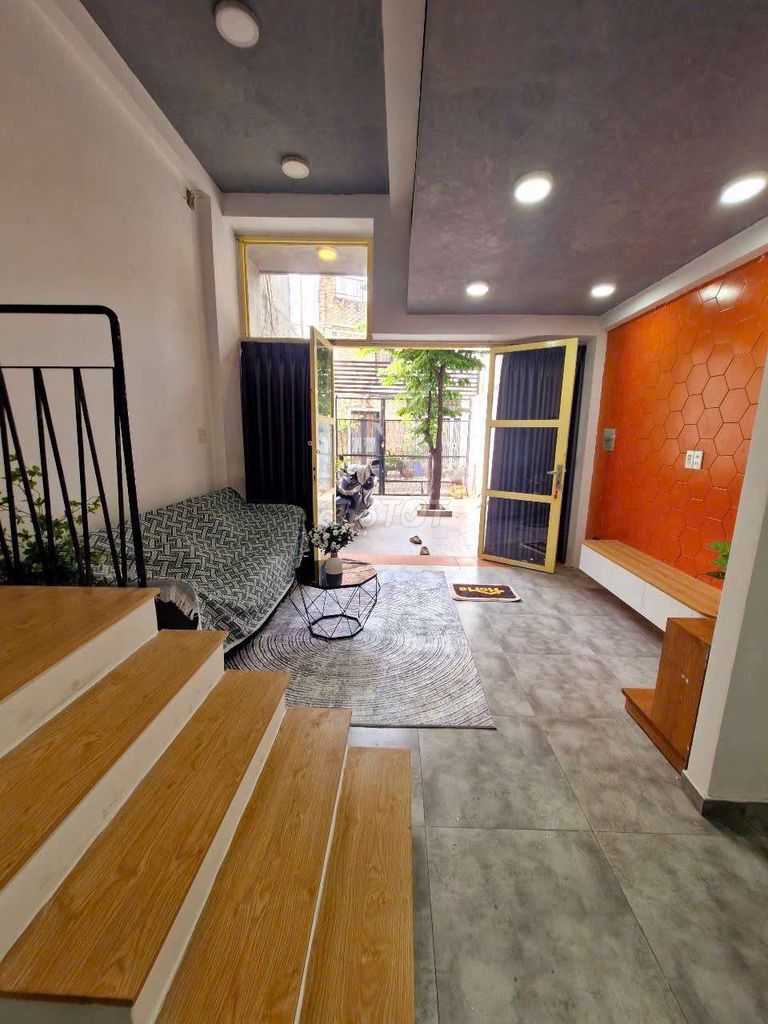 It's a big yard -- it's a financial academy at 355, 4 bedrooms.