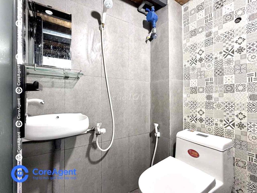rented hotel room with a large window - new air machine - near vhu