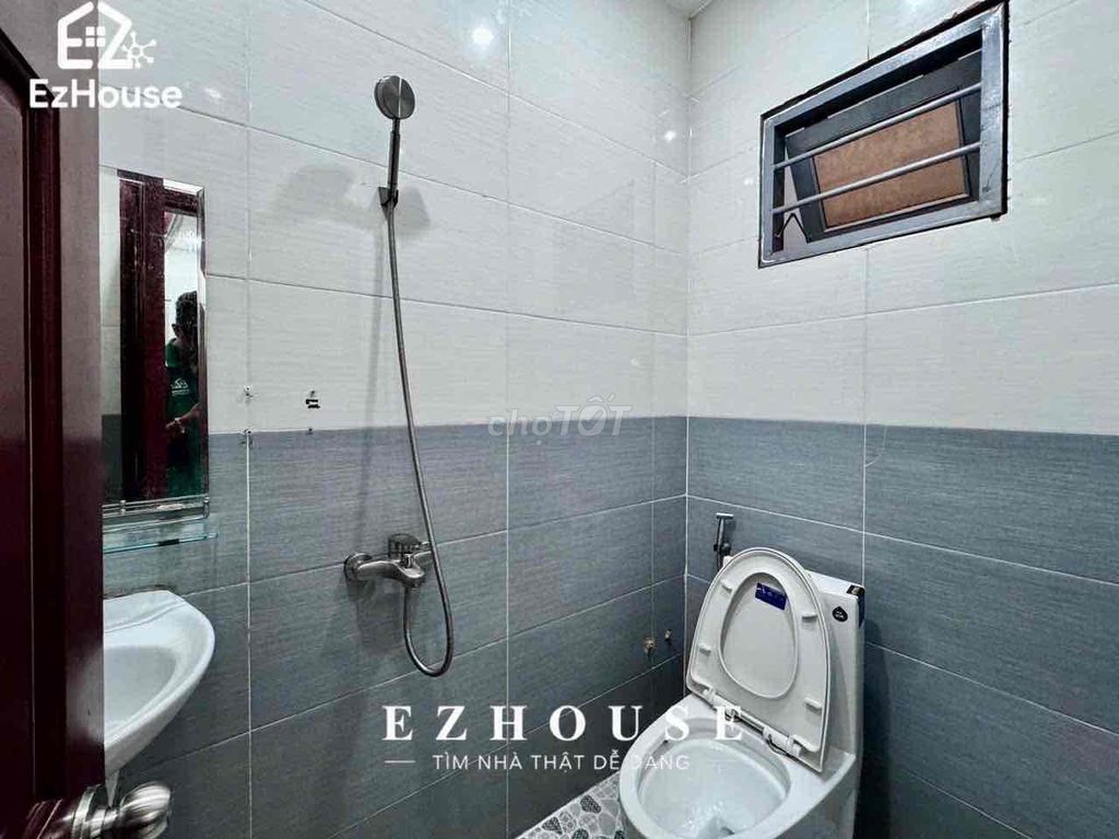 Give 500 klicks to the early lock-up client, new studio built full interior