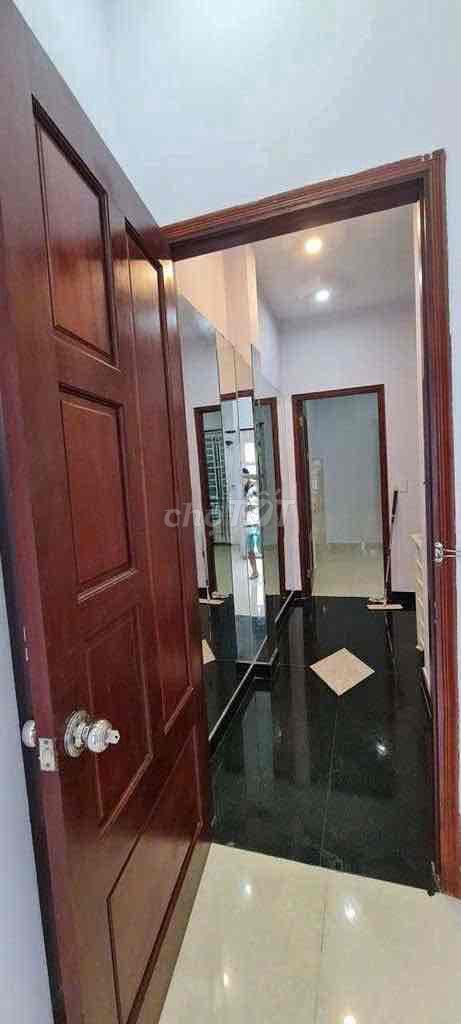 2 floors - 2 bedroom - 183/ Nguyễn Hữu Cảnh - 720 22 - Bình Thạnh
