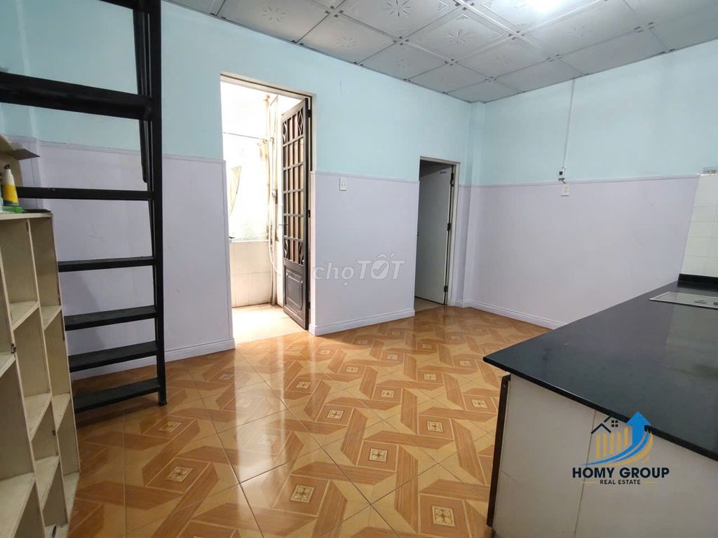 Close to the metro-Trường Thọ Thủ Đức station. Two bedrooms. A bathroom.