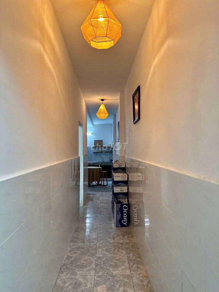4 x 20 million a floor 3th floor Phó Đức Chính-7-7-7. QBình Thạnh
