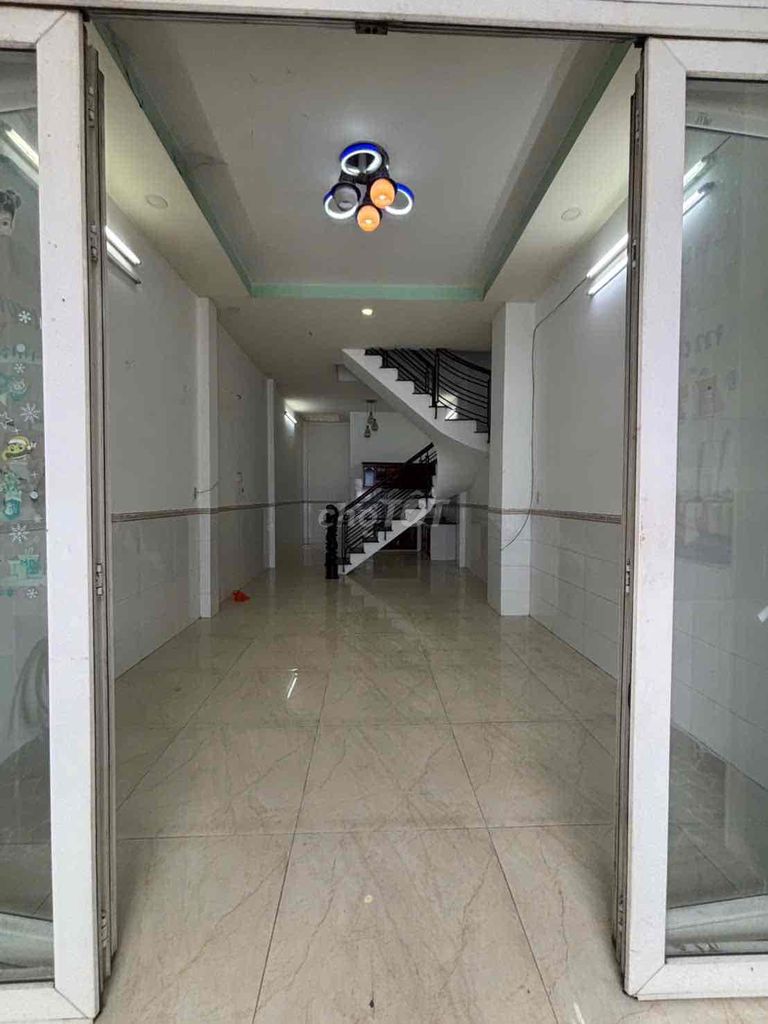 Rent house; alley front next to needle field, Liên khu 4-5, bhhb