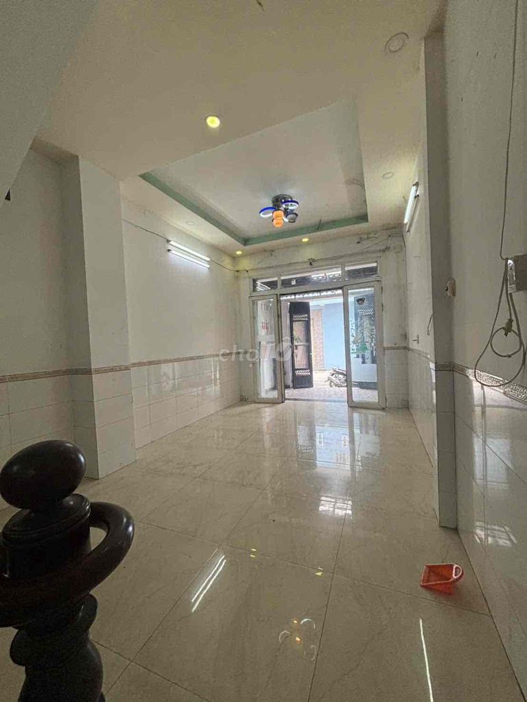 Rent house; alley front next to needle field, Liên khu 4-5, bhhb