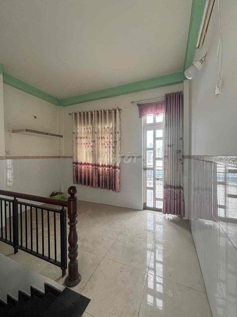 Rent house; alley front next to needle field, Liên khu 4-5, bhhb