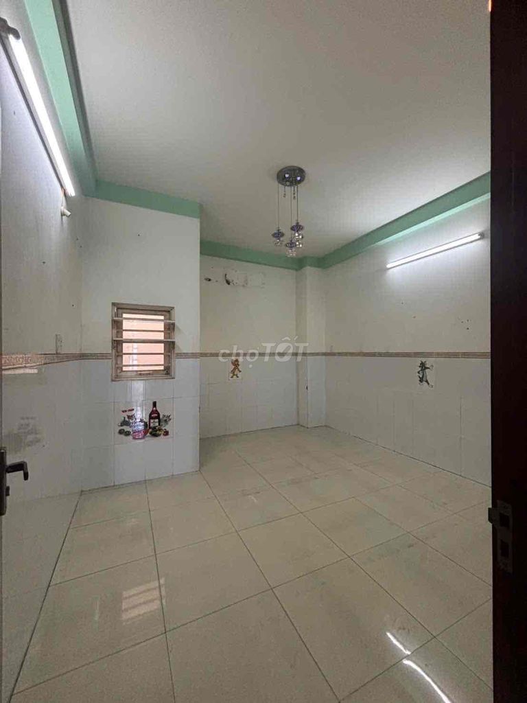 Rent house; alley front next to needle field, Liên khu 4-5, bhhb