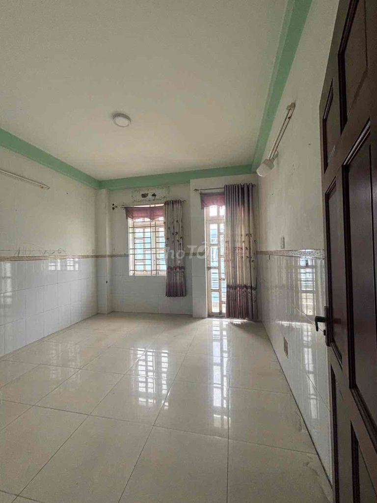 Rent house; alley front next to needle field, Liên khu 4-5, bhhb