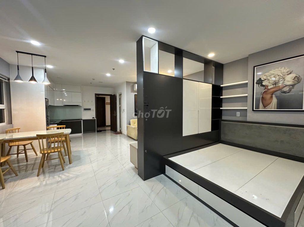 need to rent apartment richmond 52 M2 at 12 million a month.