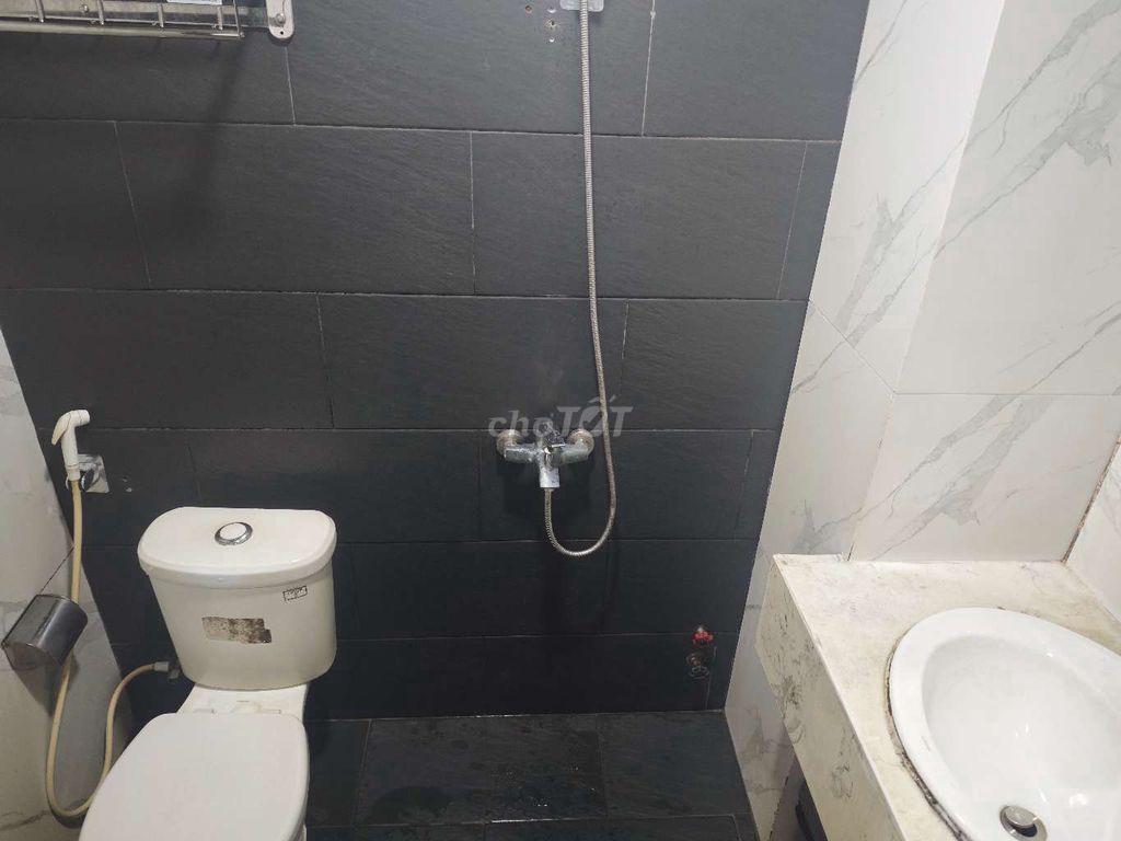 Rent a motel near Anmok's stop for only 50 meters of walk.
